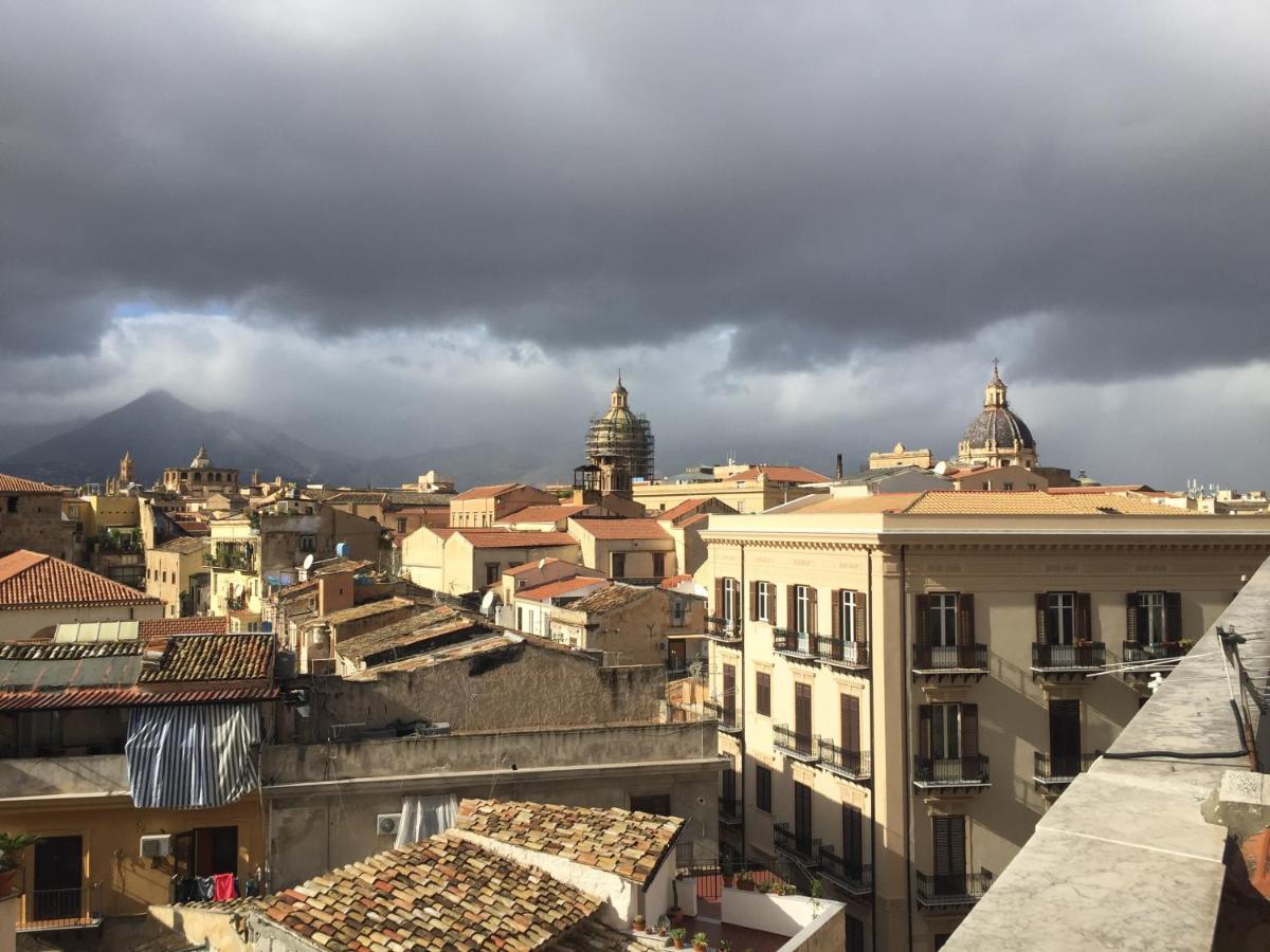 Due Cani Apartment Παλέρμο Εξωτερικό φωτογραφία